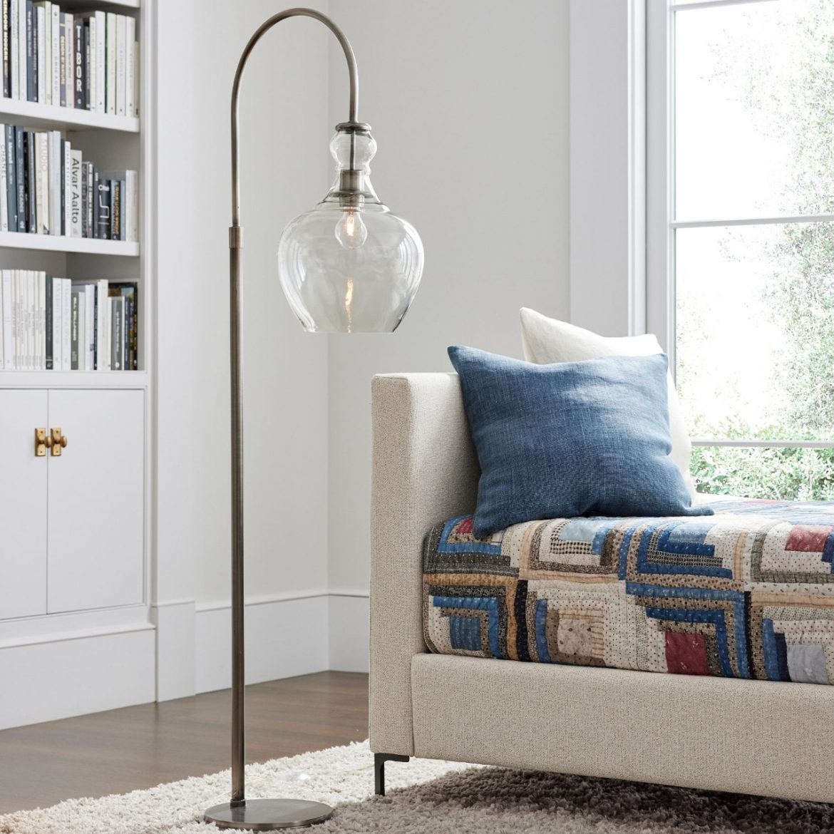 Pære til Panthella Floor Lamp – Illuminating Your Space with Style