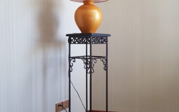 Photo Crafts style iron table lamp