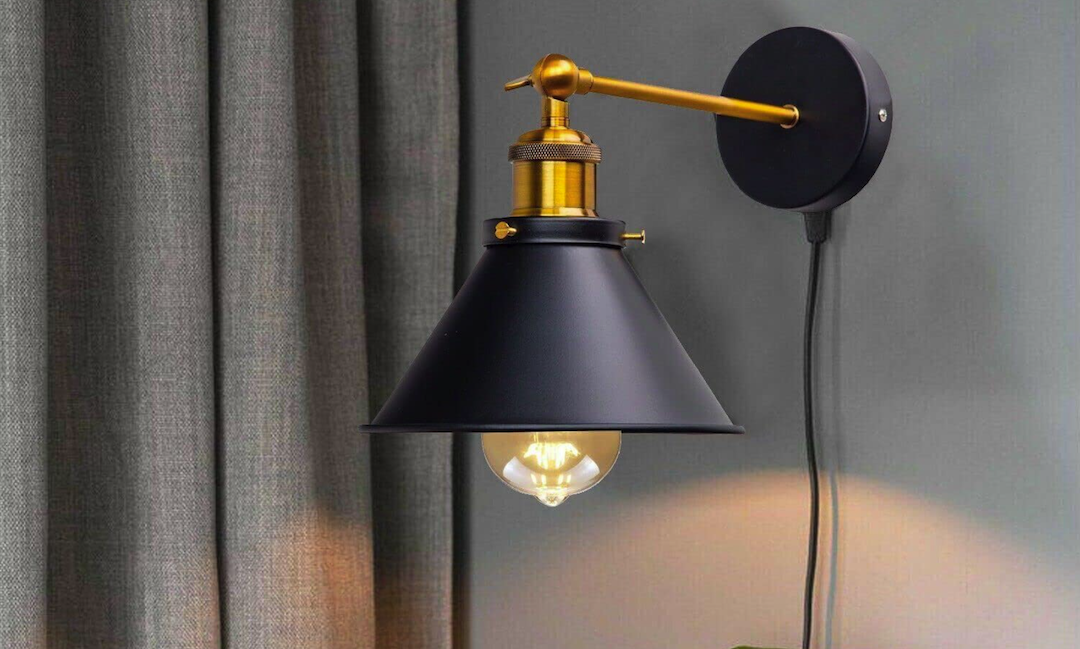 Enhance Your Space with a Brass Vintage Wall Light