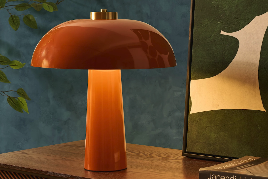 Revamp Your Space with a Vintage Desk Lamp