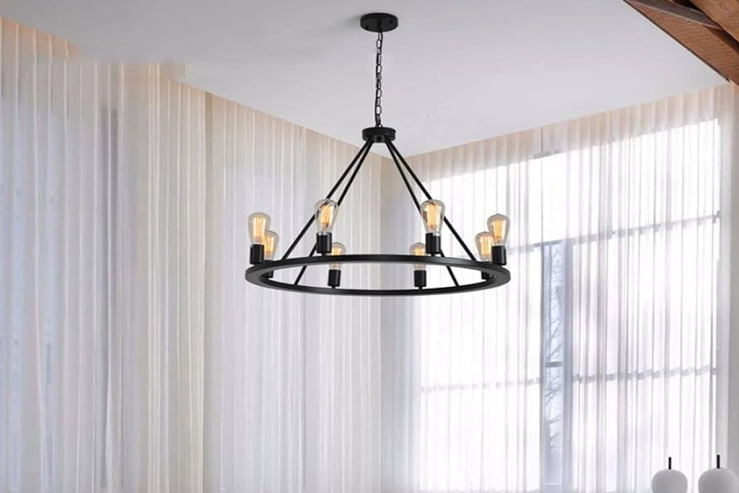 Rustic Farmhouse Style Chandelier: The Perfect Statement Piece