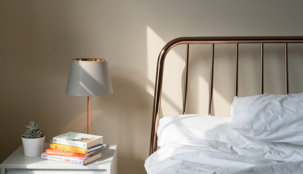 Photo bedside table lamps